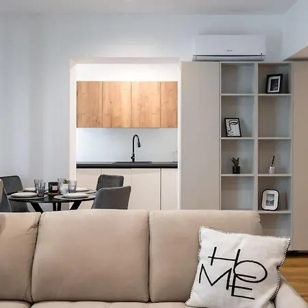 Maze Stripe In One Cotroceni 1Br Apartment Bucharest Exterior photo