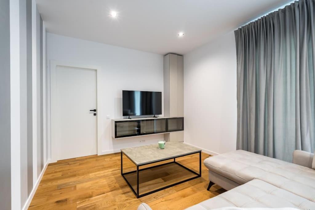 Maze Stripe In One Cotroceni 1br * Bucarest